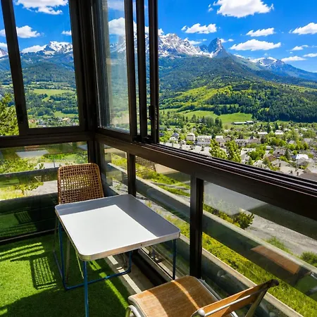 公寓 Le Panorama - Mountains - Peace And Quiet - Hiking - Skiing *