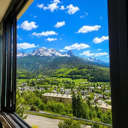 Le Panorama - Mountains - Peace And Quiet - Hiking - Skiing